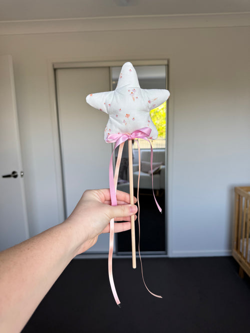 Baby’s breath Wand + Crown